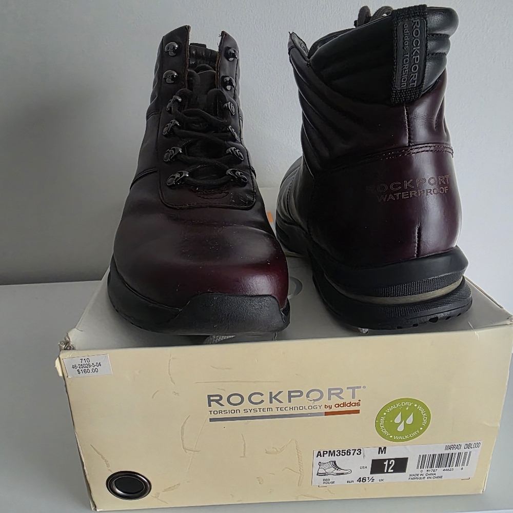 Men Rockport boots